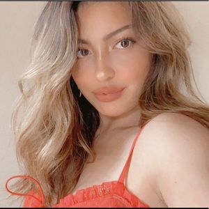 Meet your Posher, Kayla ✨